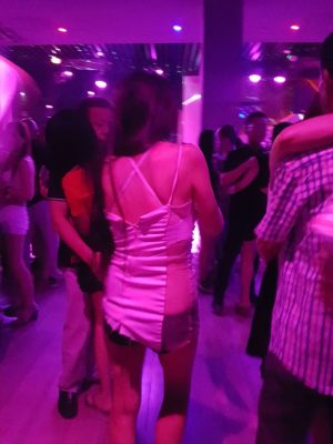 舞庁 ダンスホール 黒舞庁 小姐 上海 蘇州 苏州 中国 遊び場 夜遊び 夜遊びサロン お持ち帰り 舞月天 万花 蓝煲 ランバオ