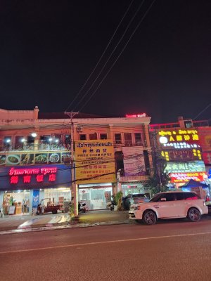 ラオス・ビエンチャンの夜遊びエロまとめ2024年初夏（無料開放） 参考画像