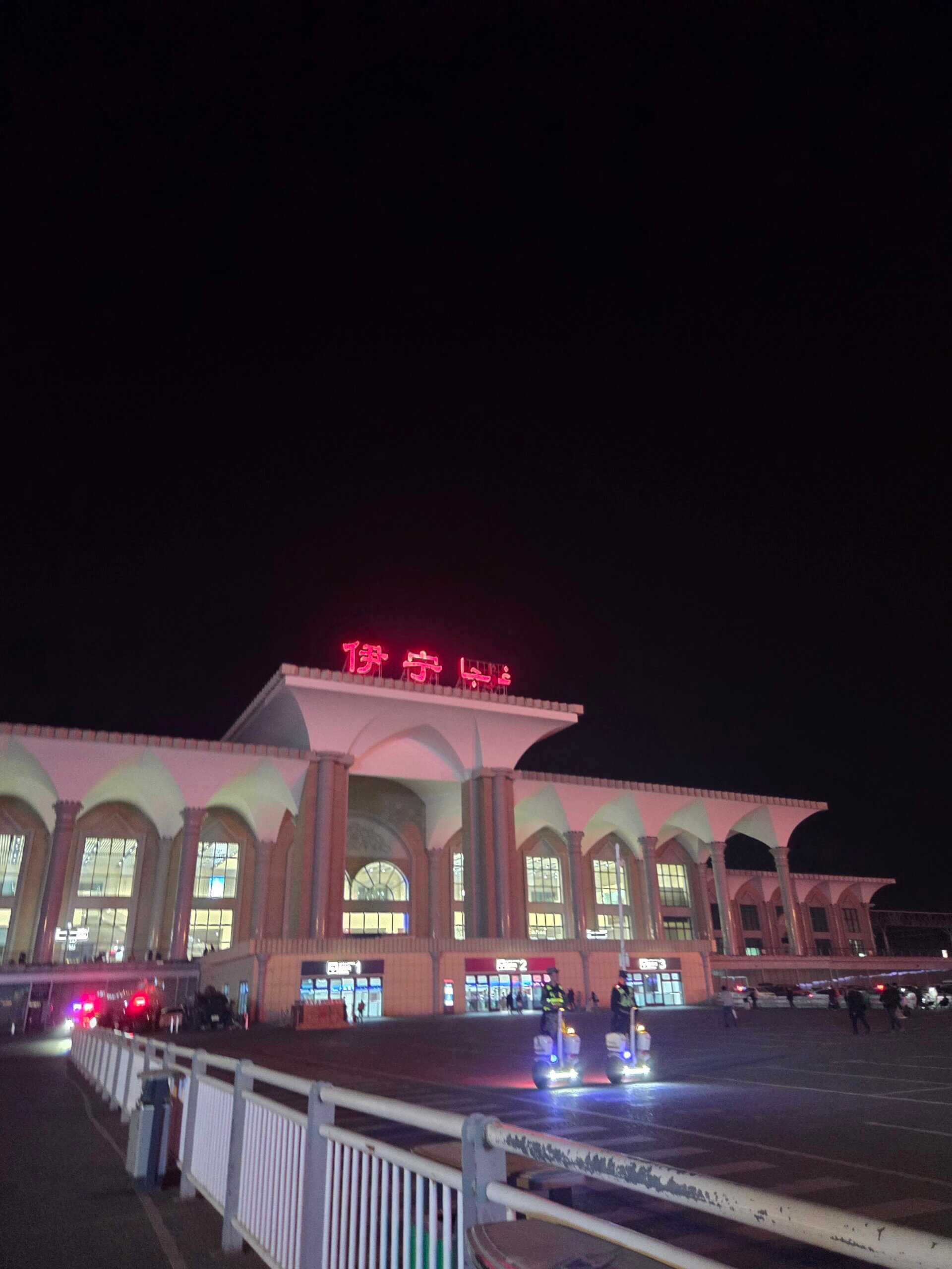 カザフスタン編ぱとわん「旅行記」 参考画像